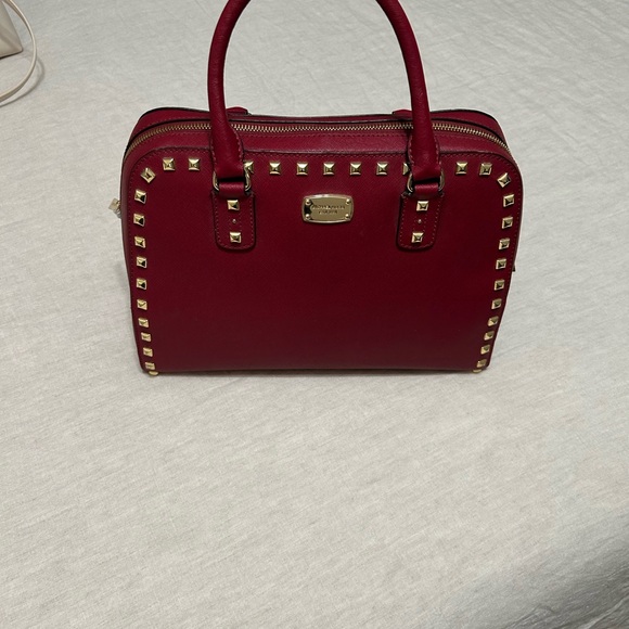 MICHAELKORS BURGENDY BAG - Picture 1 of 6